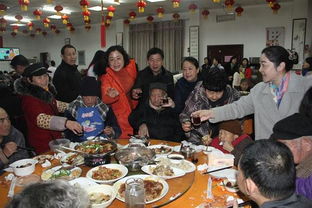 吴天祥到福利院给老人发红包,8旬婆婆唱歌致谢